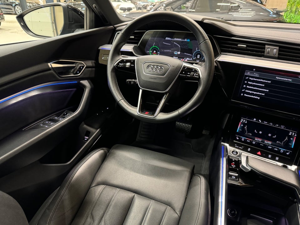 Audi e-tron 55 S-line Sportback quattro 5d