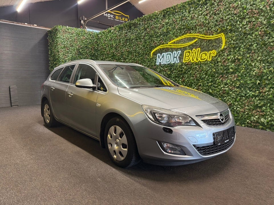 Opel Astra 1,6 Sport Sports Tourer 5d