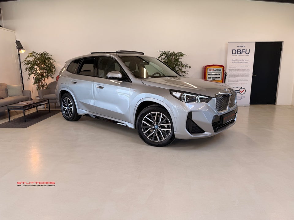 BMW iX1 eDrive20 M-Sport 5d