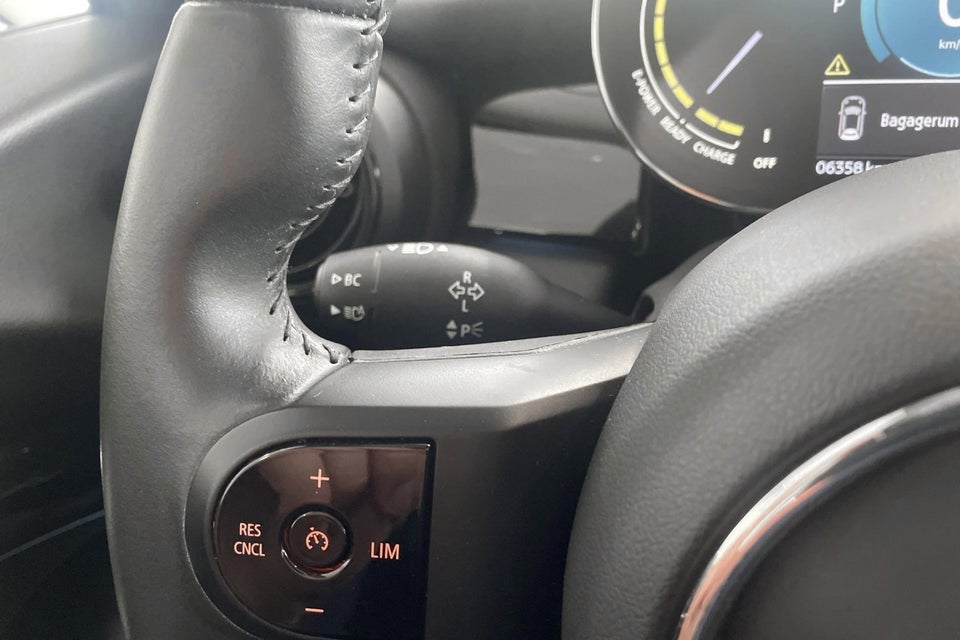 MINI Cooper SE Edition Premium 3d