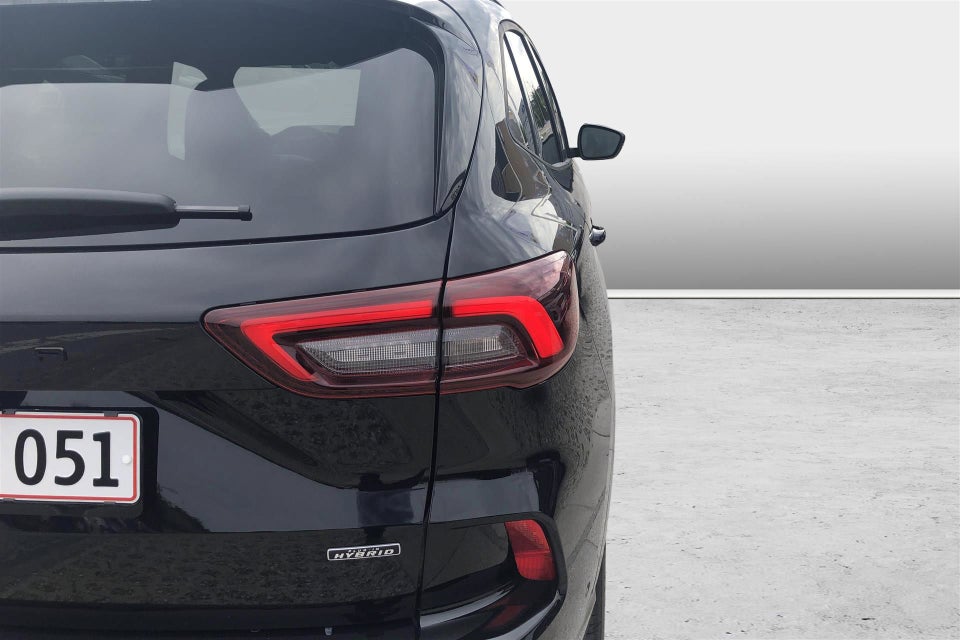 Ford Kuga 2,5 PHEV ST-Line X CVT 5d