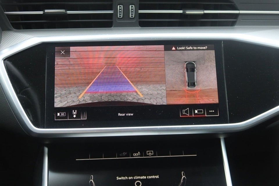 Audi A6 50 TFSi e Sport quattro S-tr. 4d