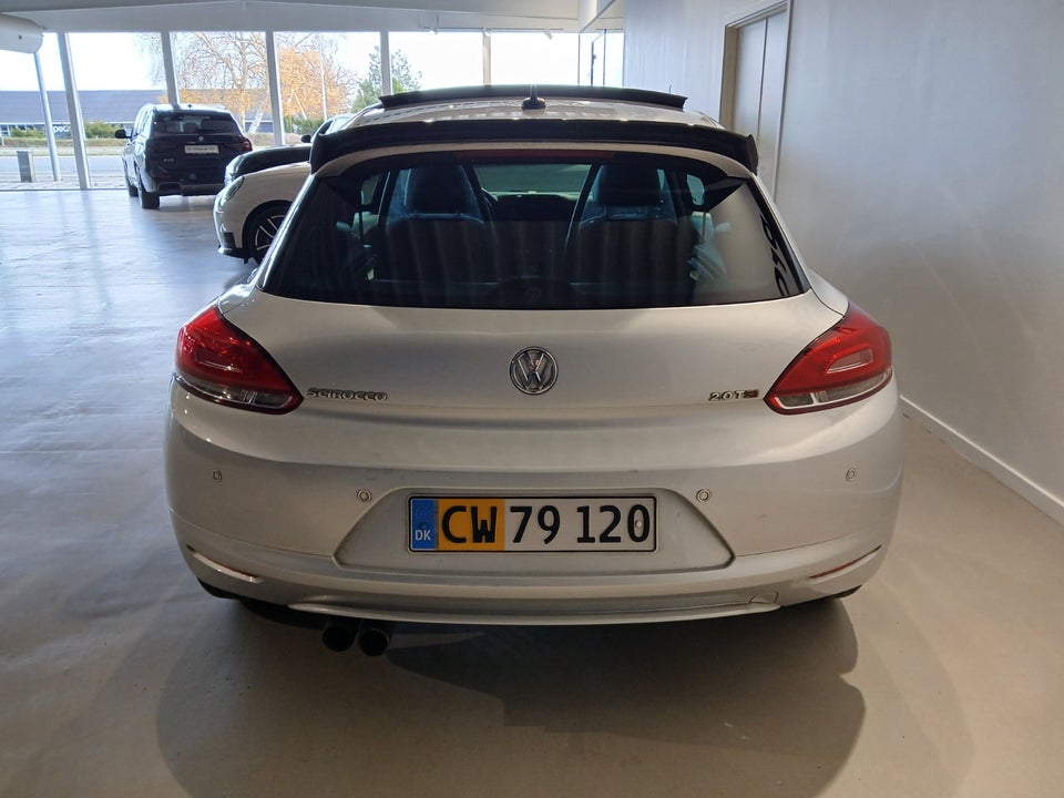 VW Scirocco 2,0 TSi 210 Sport DSG Van 3d