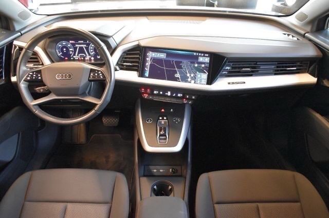 Audi Q4 e-tron 40  5d
