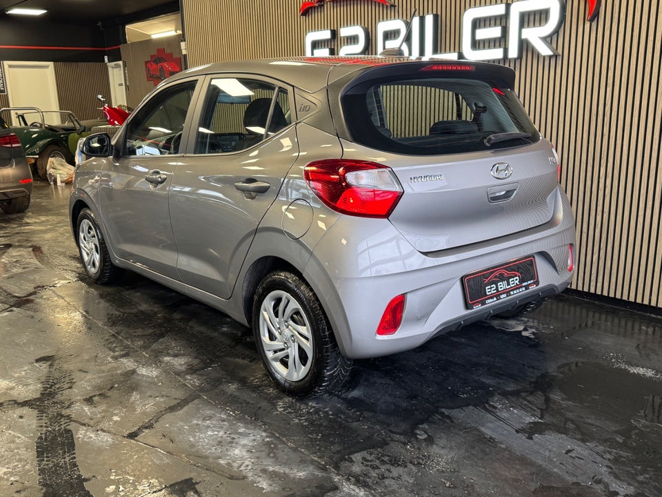 Hyundai i10 1,0 MPi Essential 5d