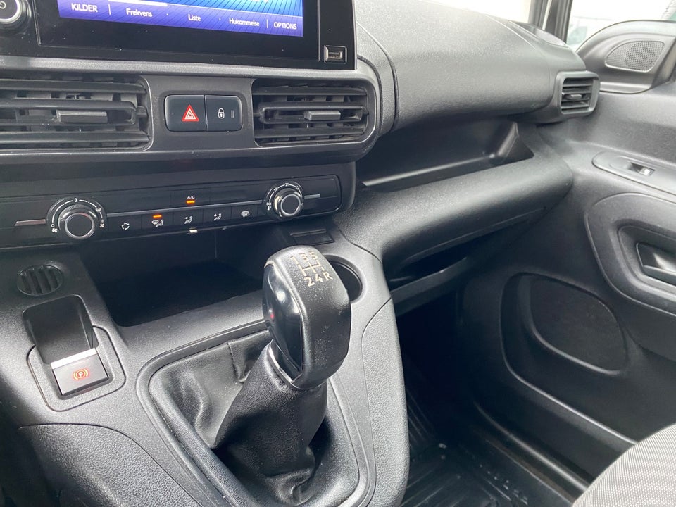 Toyota ProAce City 1,5 D 102 Medium Comfort 4d