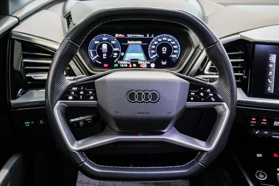 Audi Q4 e-tron 40 S-line 5d