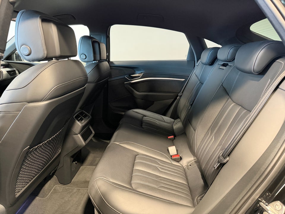 Audi e-tron 55 S-line Sportback quattro 5d
