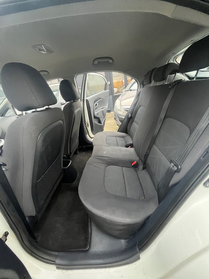 Kia Rio 1,2 CVVT Collect 5d