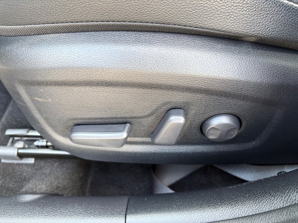Kia Ceed 1,6 PHEV Upgrade SW DCT 5d