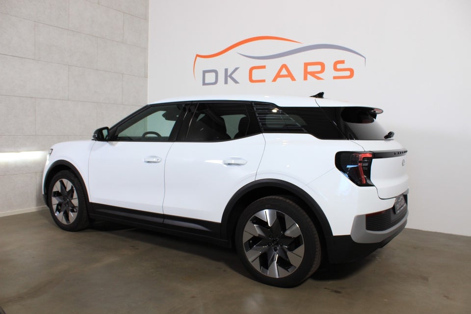 Ford Explorer 82 Premium Extended Range 5d