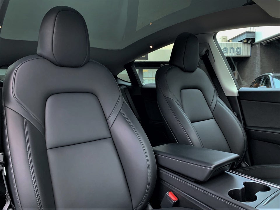 Tesla Model Y Long Range AWD 5d