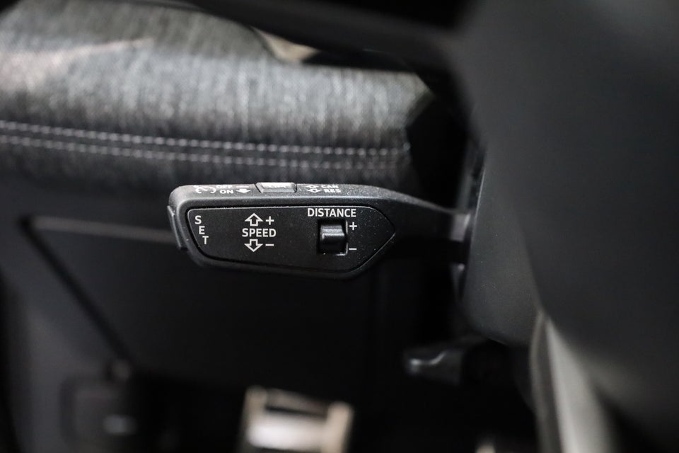 Audi Q6 e-tron Progress performance 5d