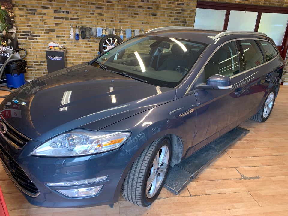 Ford Mondeo 2,0 TDCi 163 Collection stc. 5d