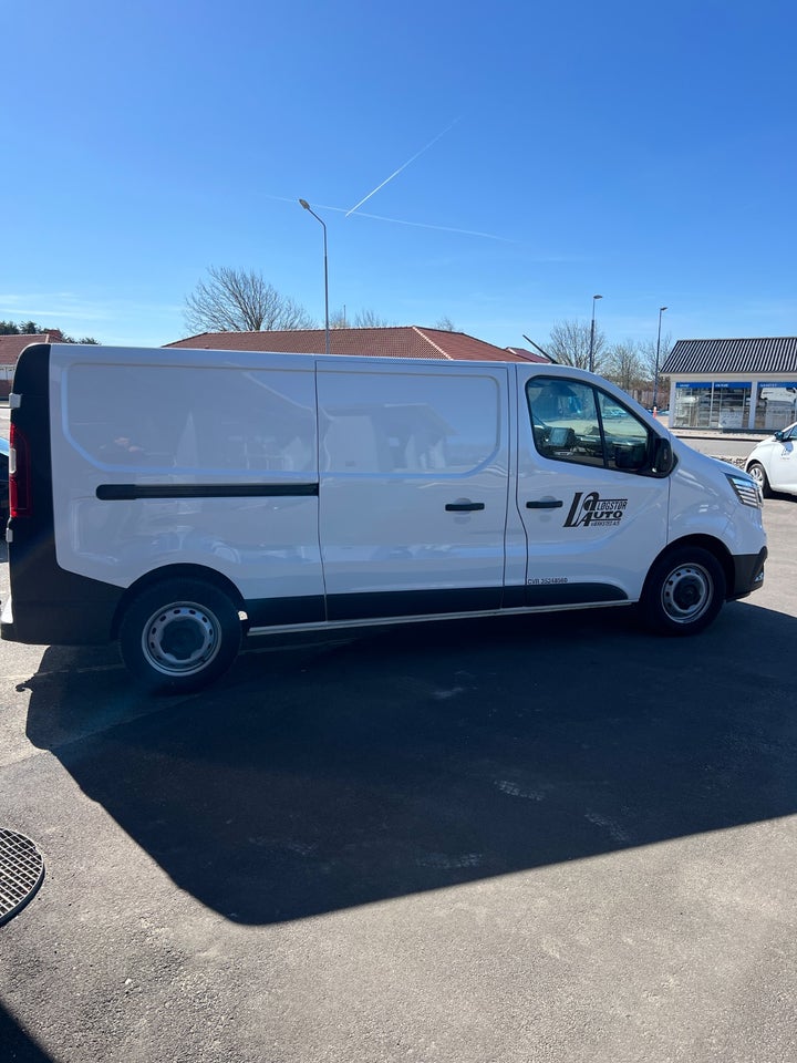 Renault Trafic 2,0 dCi 130 L2H1