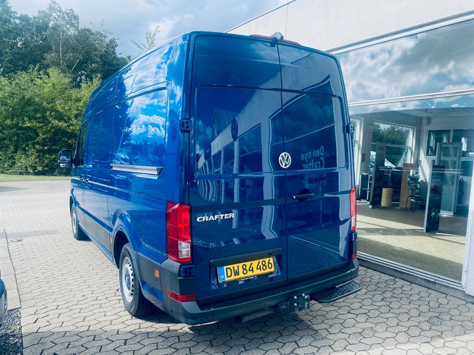 VW Crafter 35 2,0 TDi 177 Kassevogn L3H3 aut.