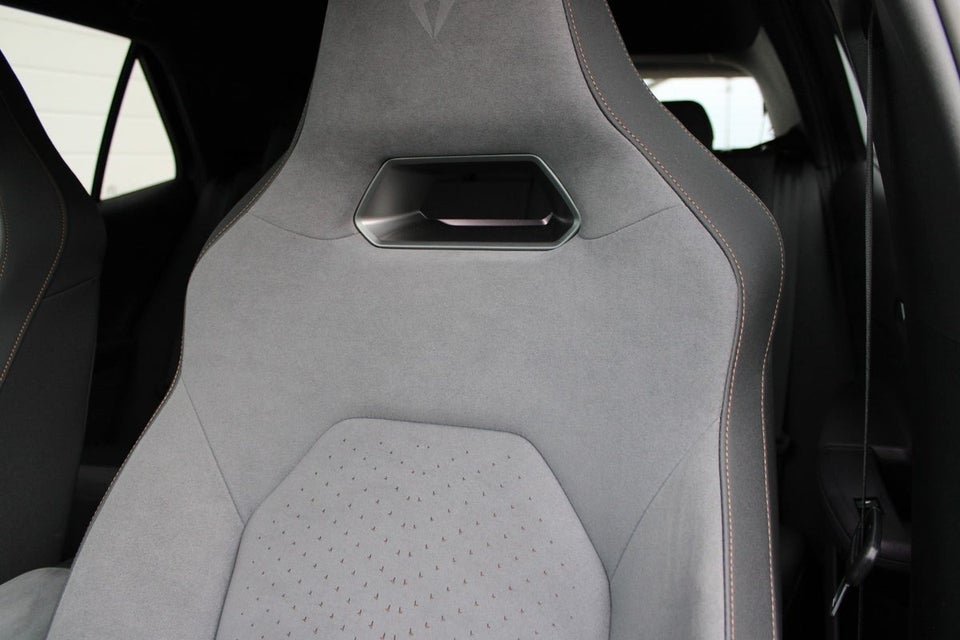 Cupra Born 77 e-Boost 5d