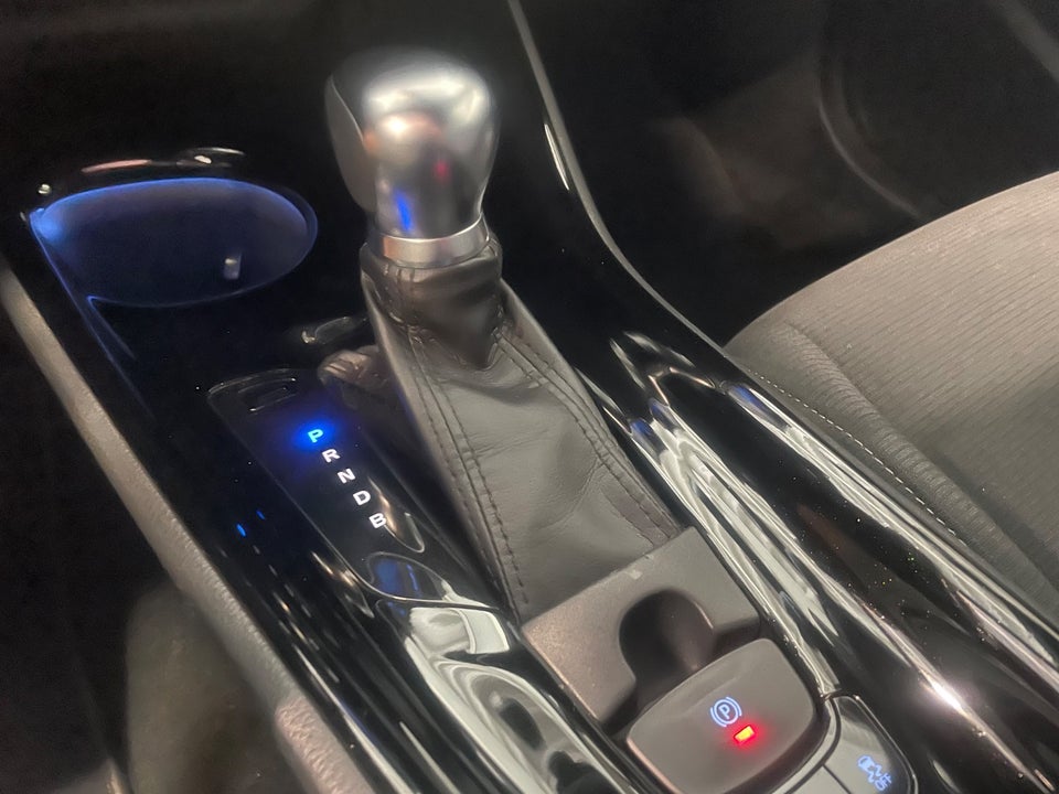 Toyota C-HR 1,8 Hybrid C-HIC Smart CVT 5d