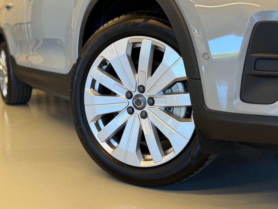 Volvo EX40 Extended Range Core 5d