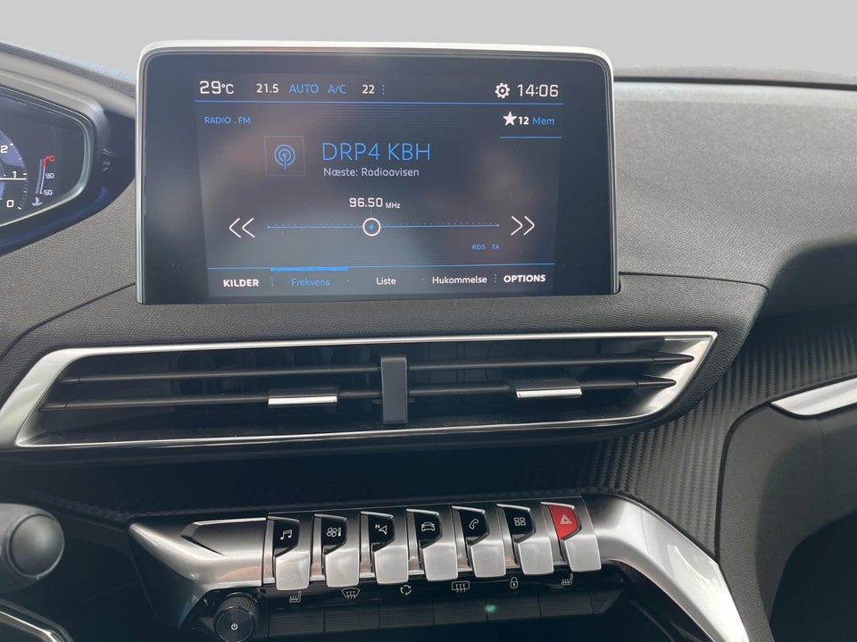 Peugeot 3008 1,2 e-THP 130 Active 5d