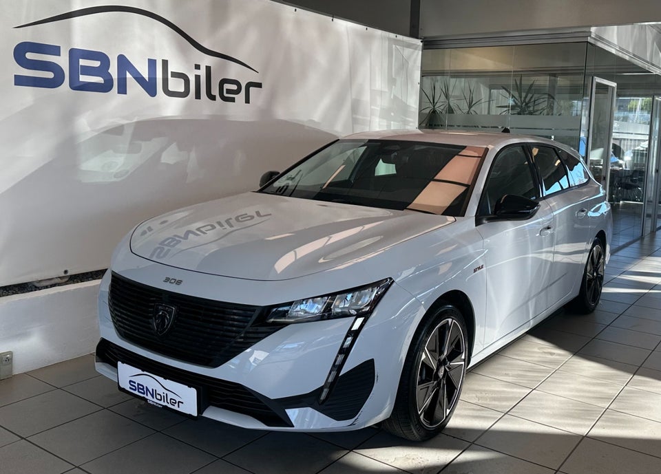 Peugeot e-308 54 Style SW 5d