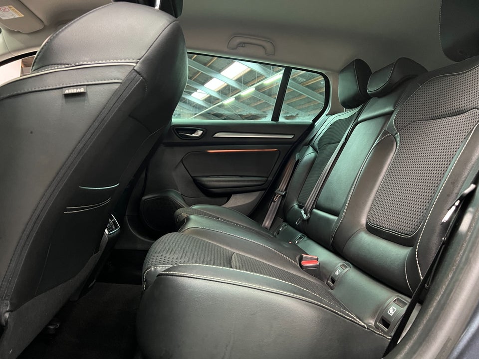 Renault Megane IV 1,5 dCi 110 Bose Edition Sport Tourer EDC 5d