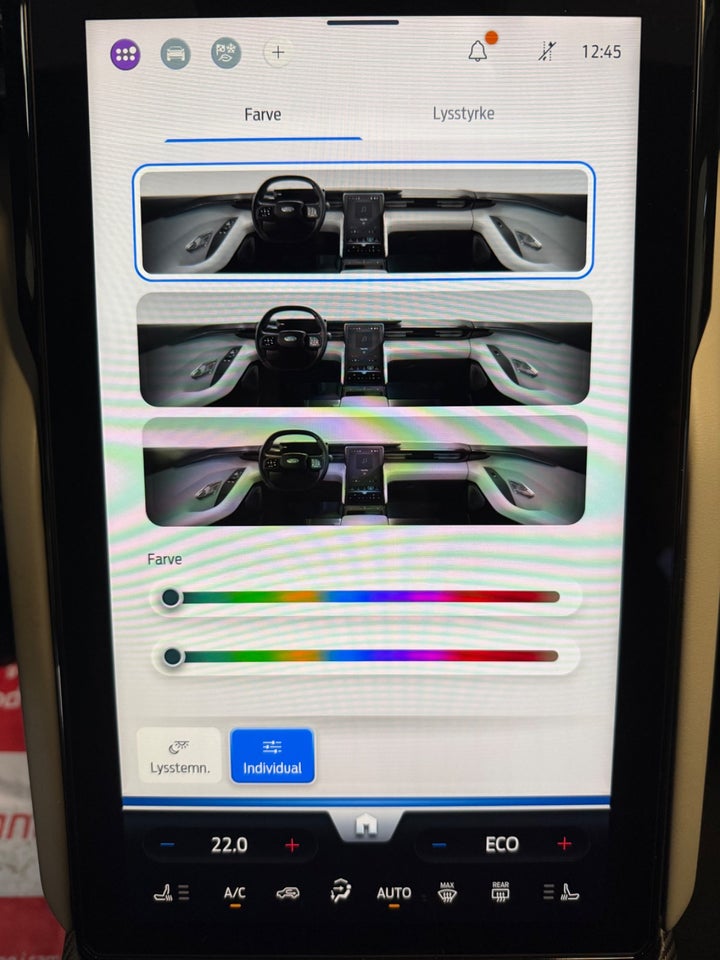 Ford Explorer 82 Premium Extended Range 5d