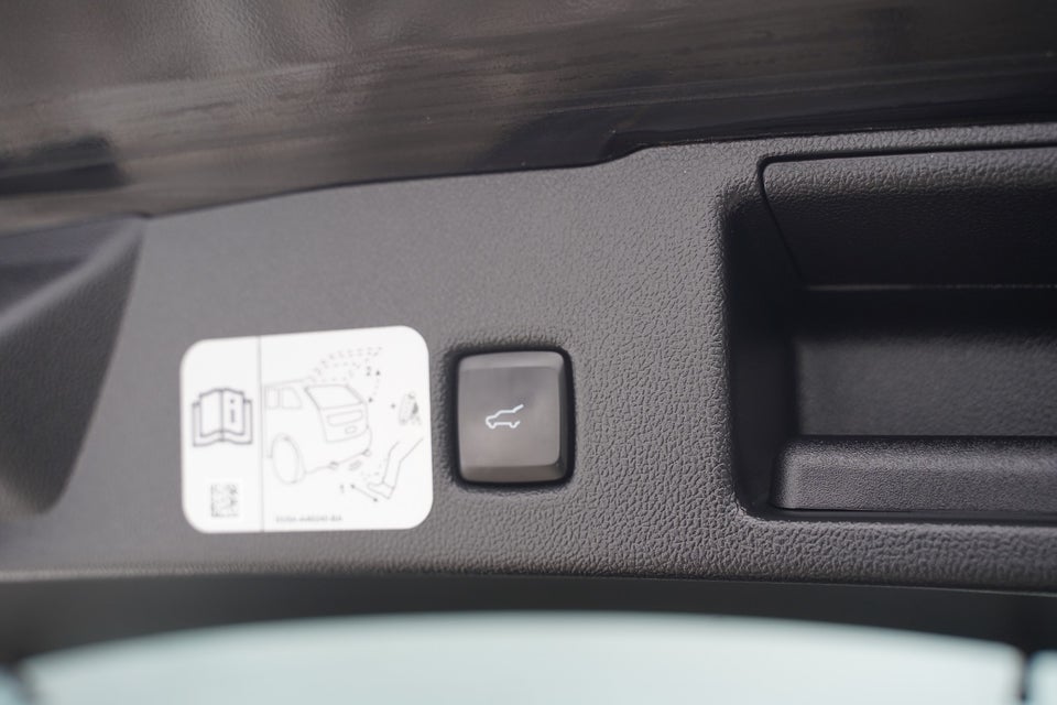 Ford Kuga 2,5 PHEV ST-Line X CVT 5d