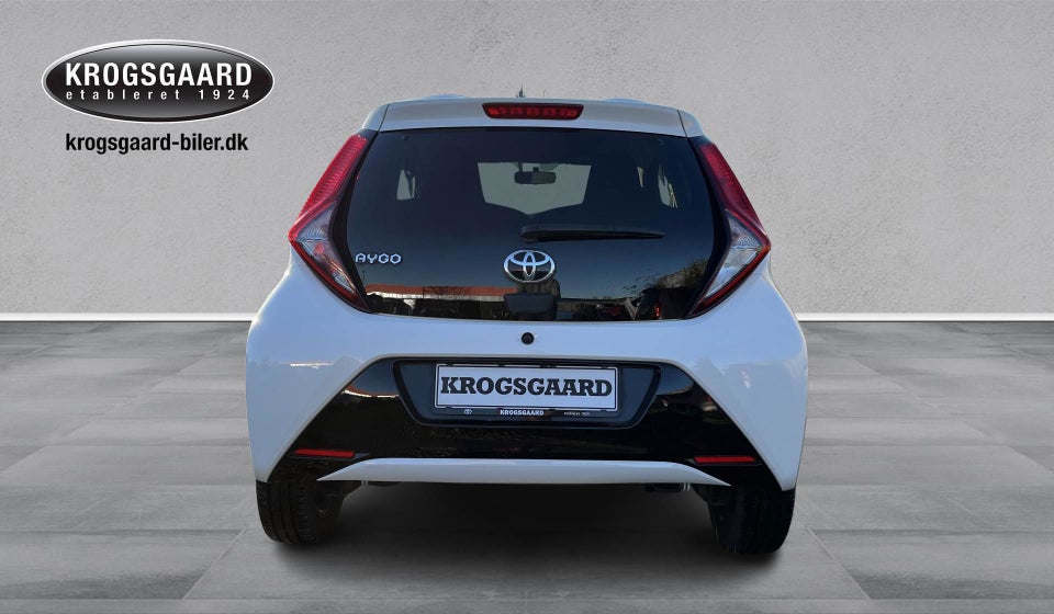 Toyota Aygo 1,0 VVT-i x-press x-shift 5d