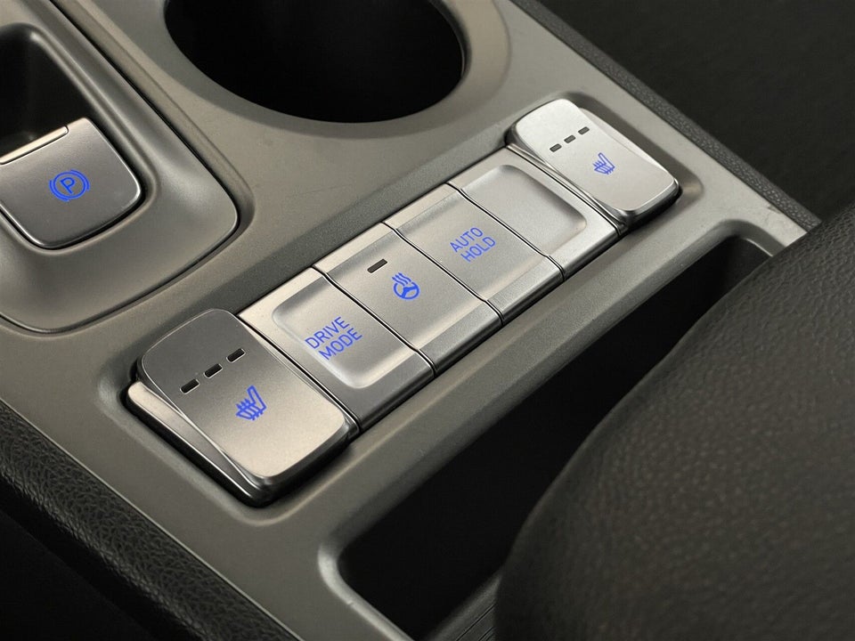 Hyundai Kona 64 EV Essential 5d