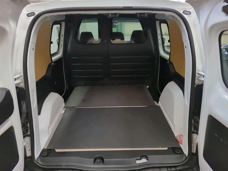 Renault Kangoo E-Tech L1 Van