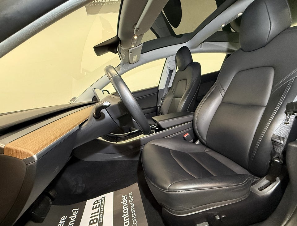 Tesla Model 3 Long Range AWD 4d