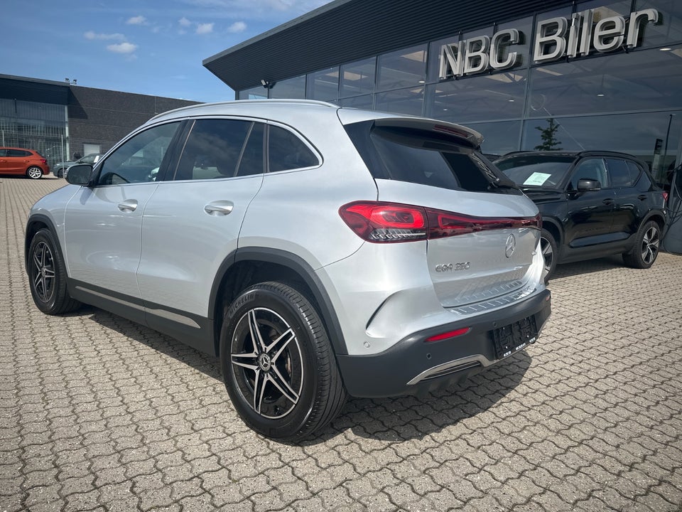 Mercedes EQA350 AMG Line 4Matic 5d