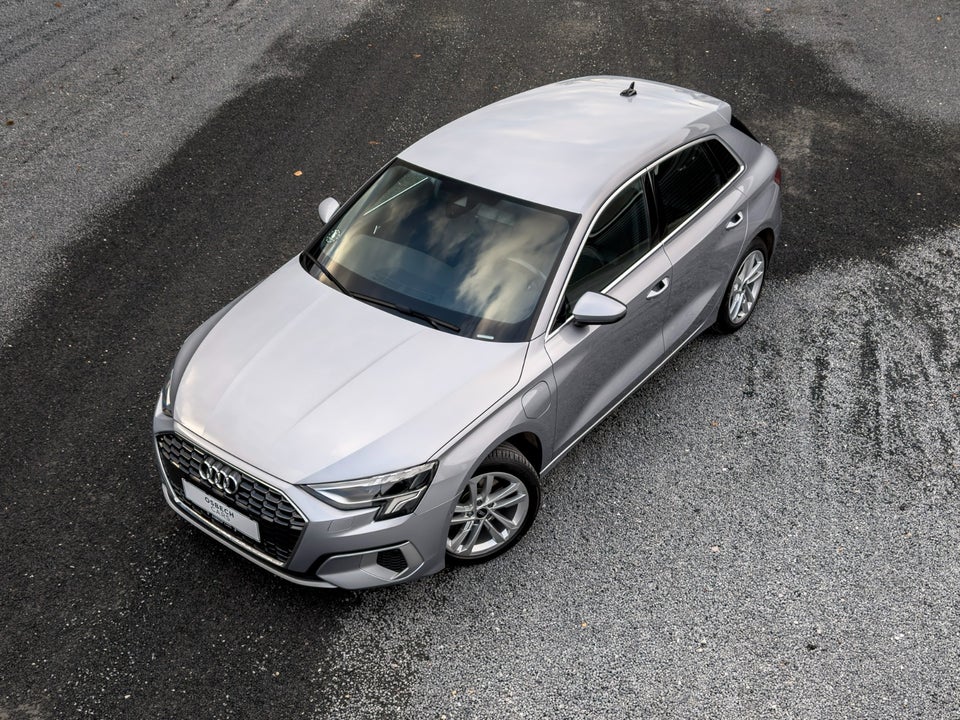 Audi A3 40 TFSi e Prestige Sportback S-tr. 5d
