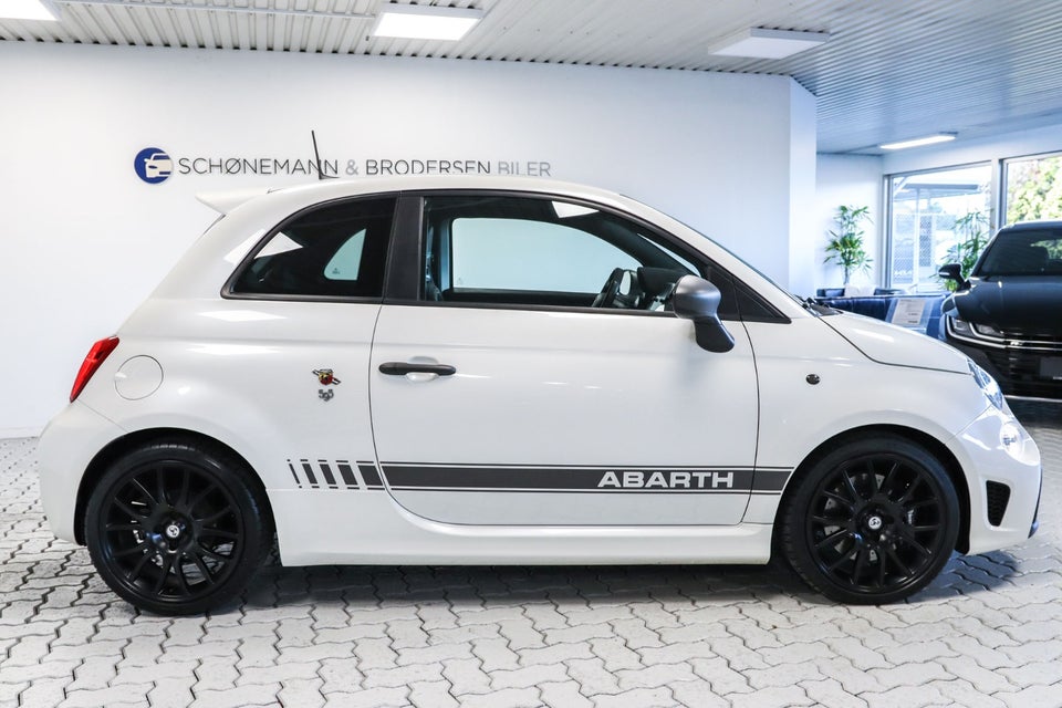 Abarth 595 1,4 T-Jet 180 Competizione 3d