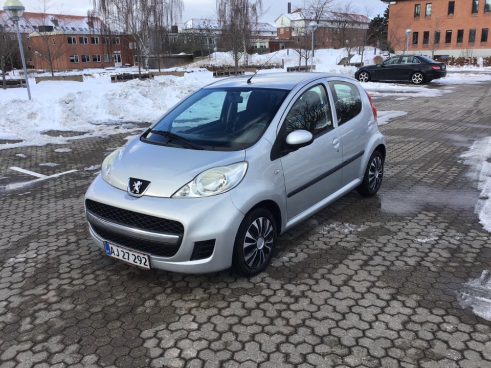 Peugeot 107 1,0 Cool 5d