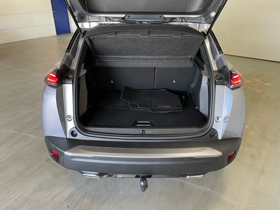 Peugeot 2008 1,2 PureTech 130 Allure EAT8 5d