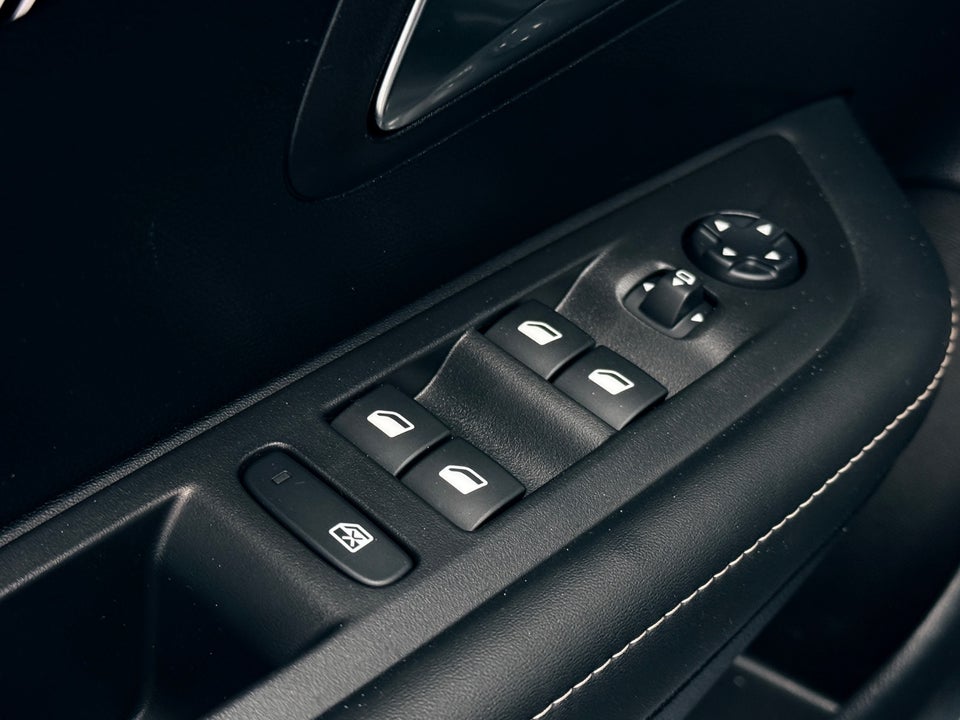 Peugeot 208 1,2 PureTech 100 Precision Pack 5d