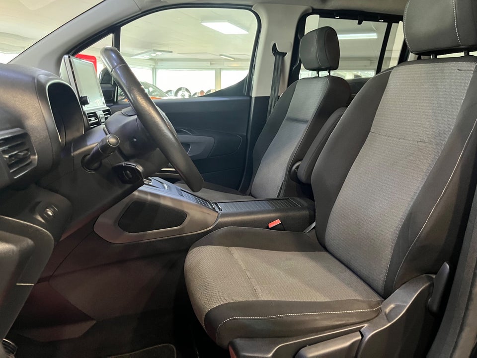 Toyota ProAce City Verso 50 Medium Family 5d