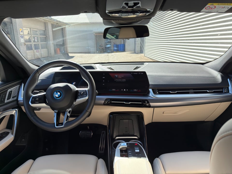 BMW iX2 eDrive20 Fully Charged M-Sport 5d