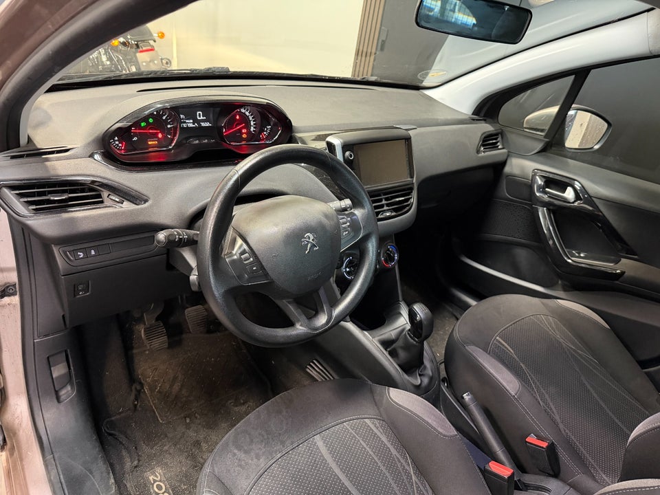 Peugeot 208 1,2 VTi Active 3d