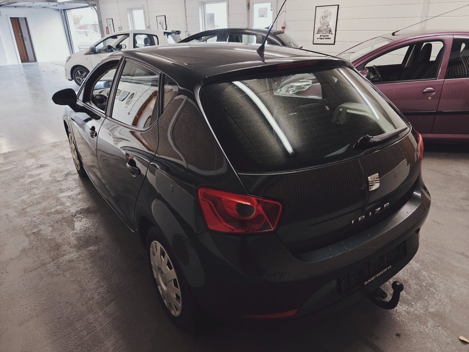 Seat Ibiza 1,4 16V 85 Reference 5d