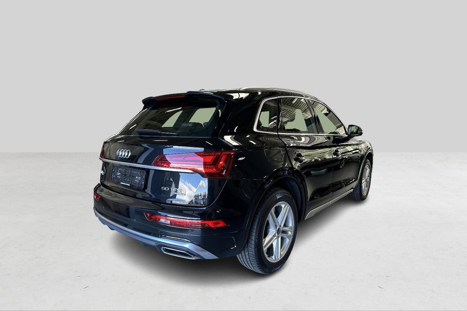 Audi Q5 50 TFSi e S-line quattro S-tr. 5d