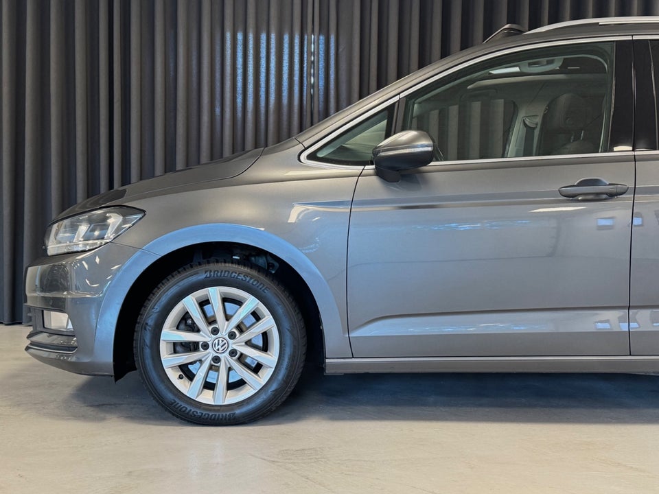 VW Touran 1,4 TSi 150 Highline 7prs 5d