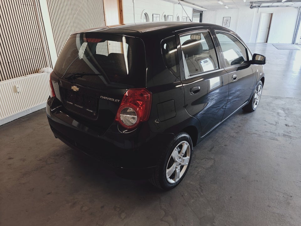 Chevrolet Aveo 1,2 LS 5d