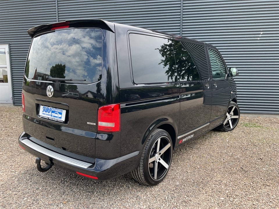 VW Multivan 2,0 TDi 180 Highline DSG 4Motion kort 4d