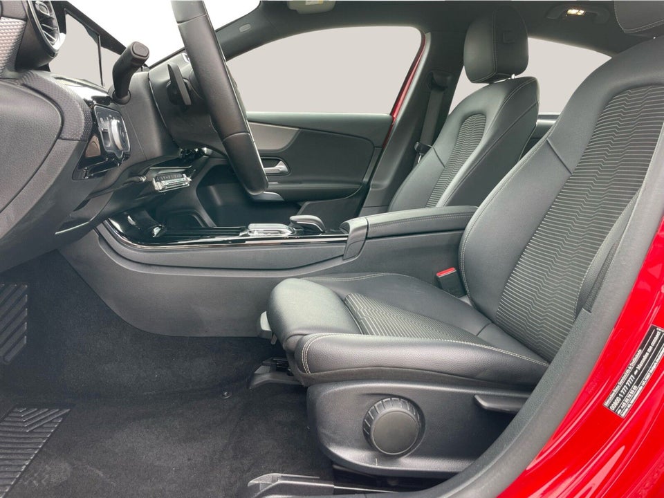 Mercedes A200 1,3 Progressive Line aut. 5d