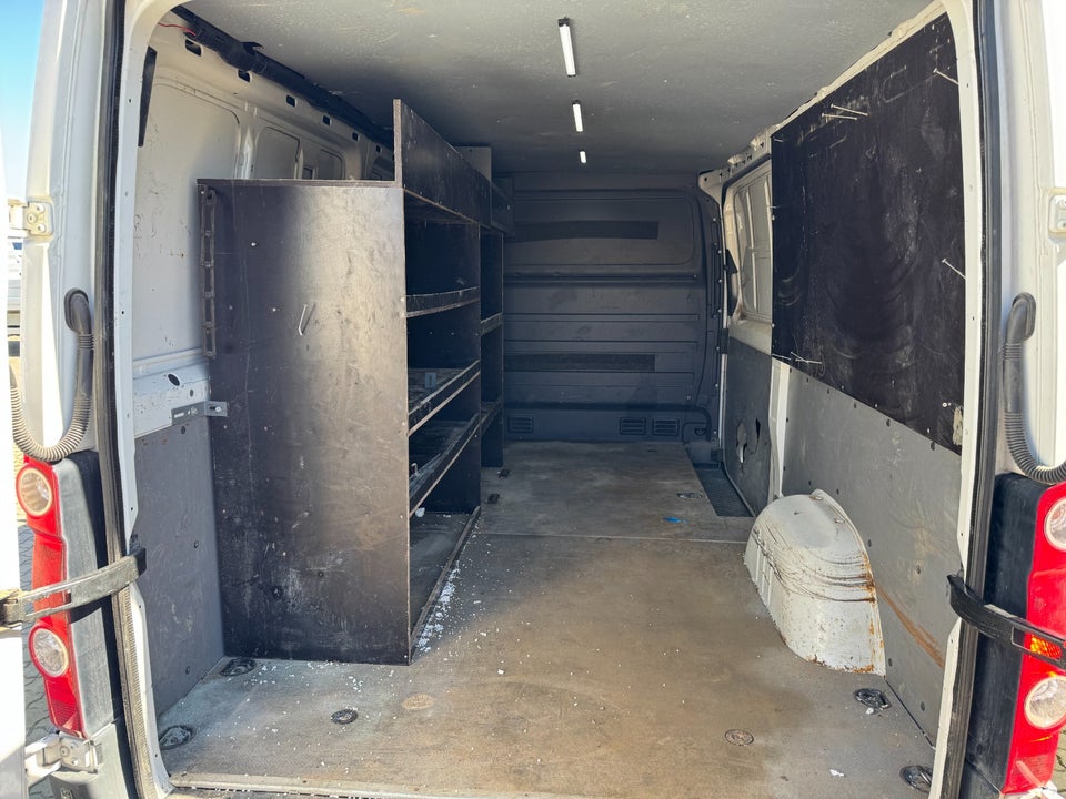 VW Crafter 2,0 TDi 163 Kassevogn M 5d