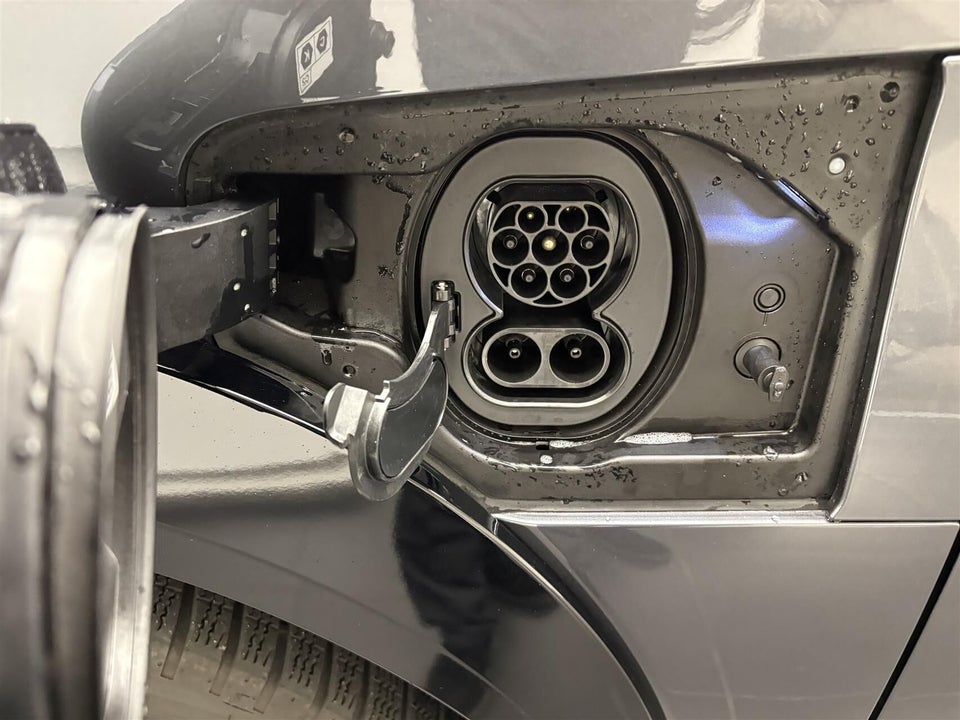 Lexus RZ300e Luxury 5d