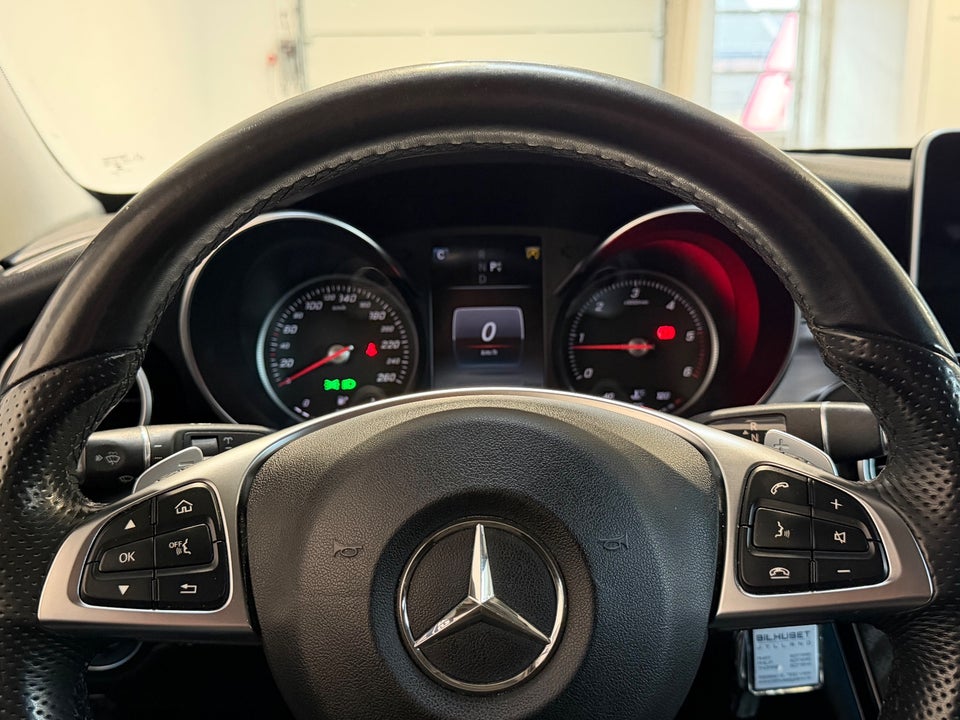 Mercedes C220 d 2,2 AMG Line stc. aut. 5d